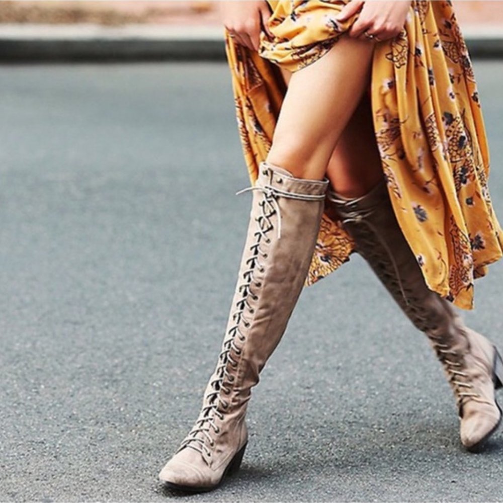 ๐๏ธ Tennessee Lace Up Luxe Sued Boots Free People - Picture 5 of 8